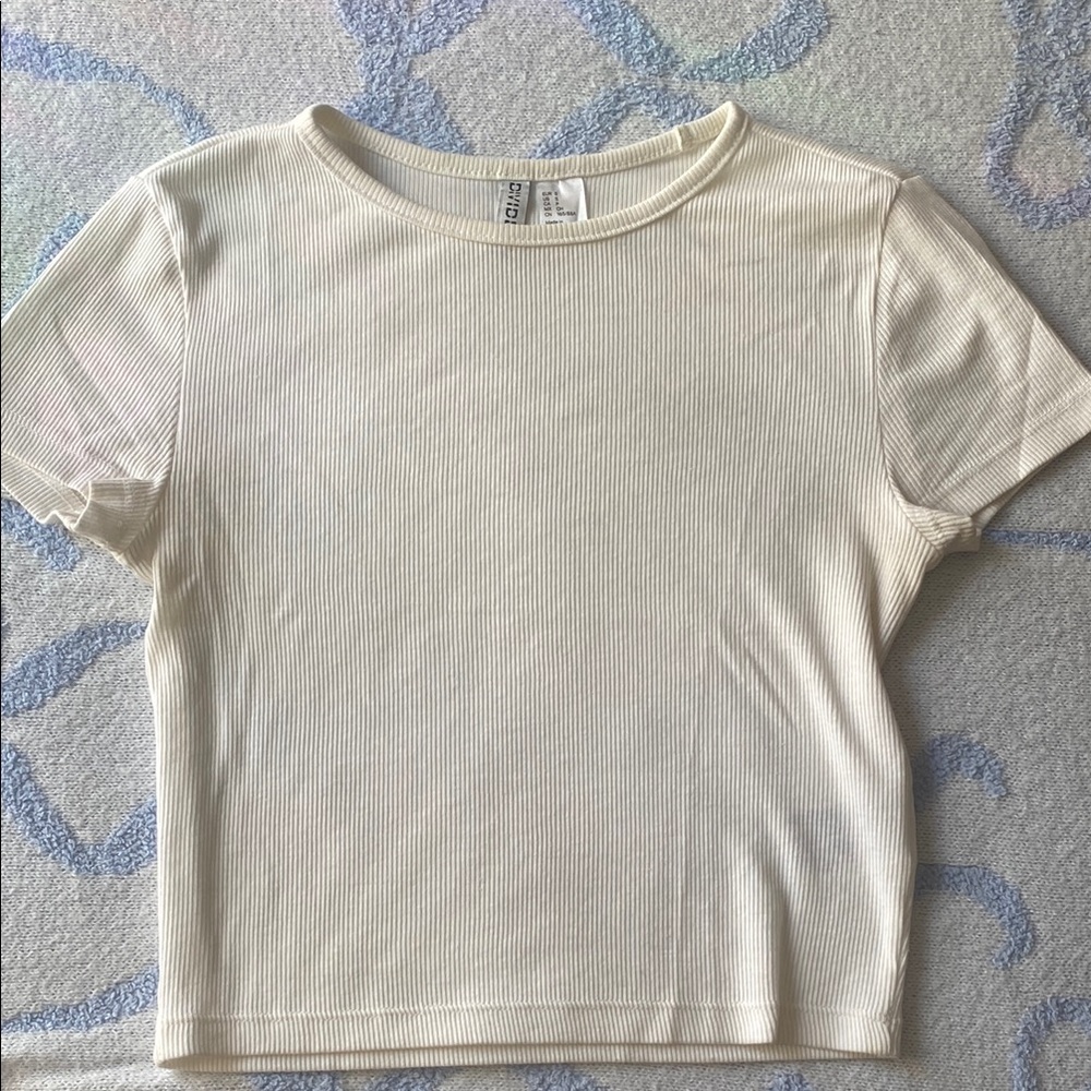H&M Off-White Ribbed Tee
